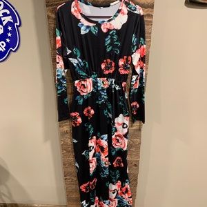 Black Flowered Maxi Dress